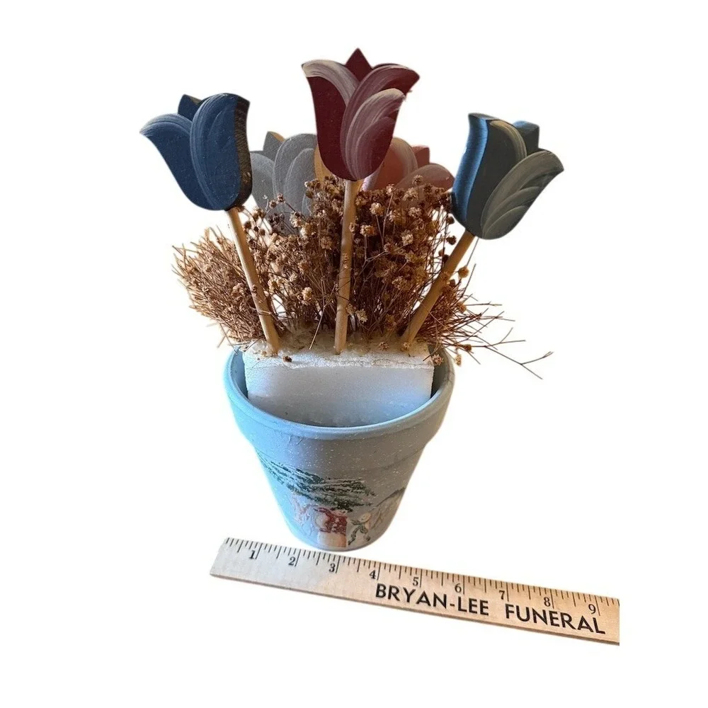Hand-Painted Wooden Tulip‎ Floral Arrangement Winter Scene Pot w/ Dried flowers